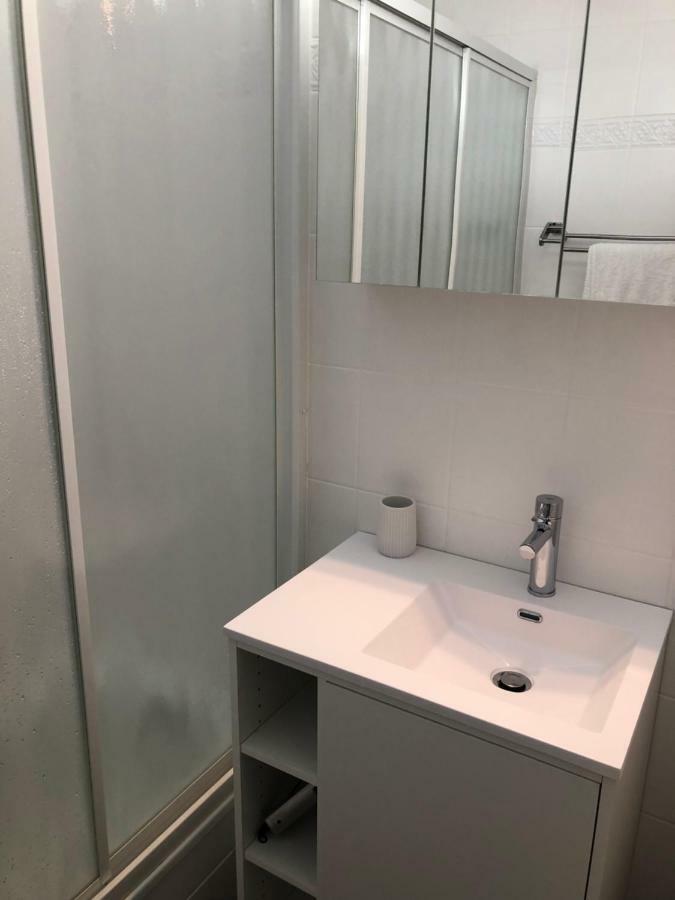 New Port Apartment نيوبورت المظهر الخارجي الصورة
